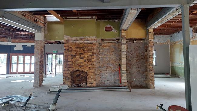 During the refurbishment, Hakfoort Group found features of previous hotel iterations hiding in the walls, working with a heritage architect to identify what was original.
