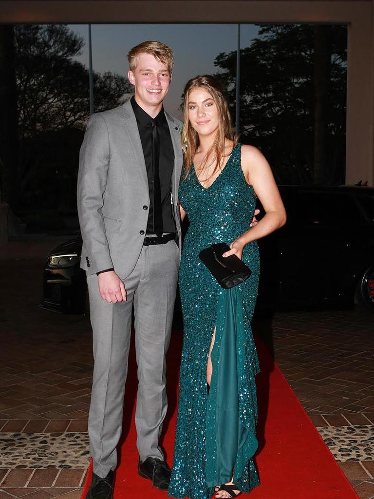 17th October 2020, Nathan Kudell, Emma Jackson from Rivermount College attend their year 12 formal at Links hope Island Photo Paul Stevens SMP Images