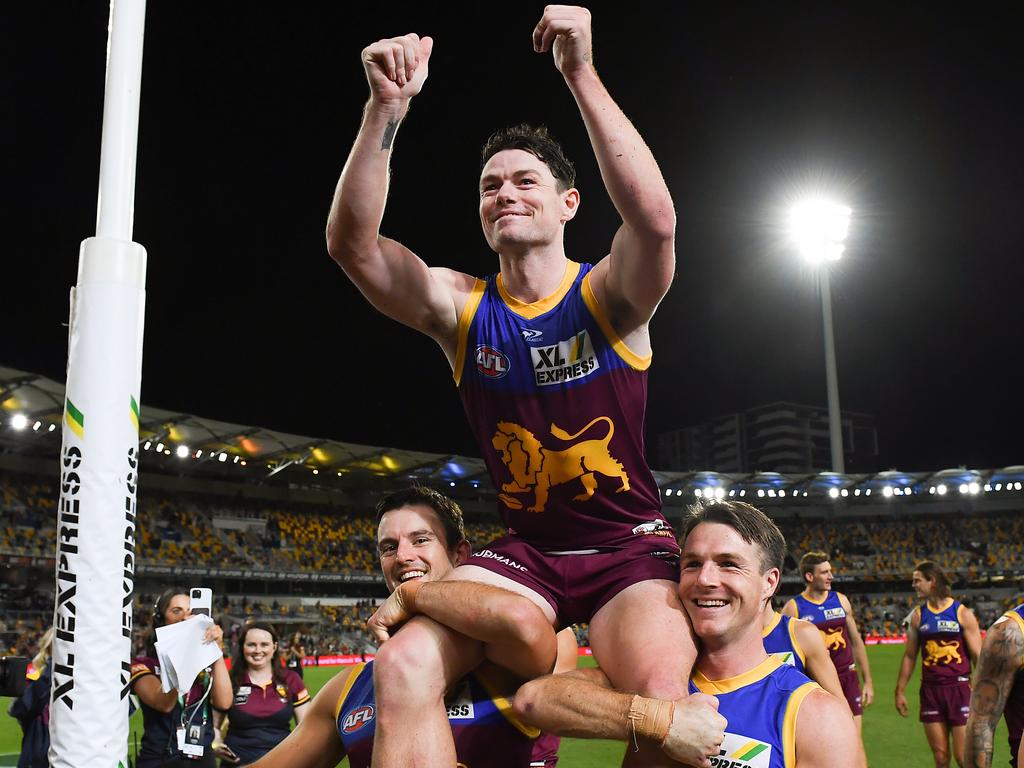 The Suns leave the field after a win during the 2023 AFL Round 12 News  Photo - Getty Images