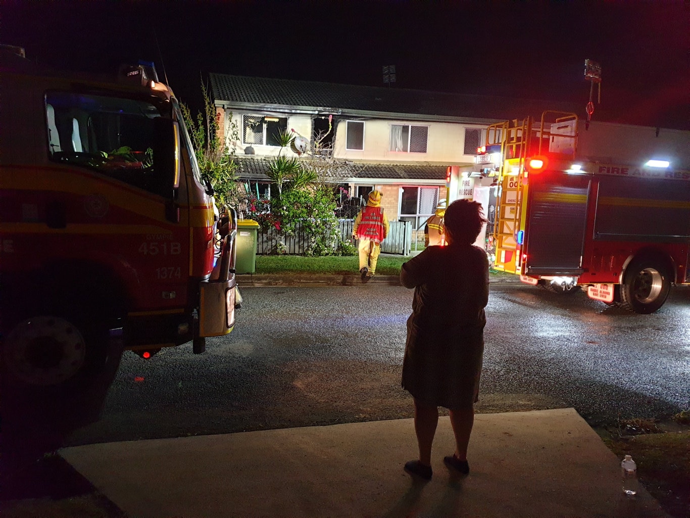 A Gympie unit was gutted by fire in the early hours of Tuesday morning.