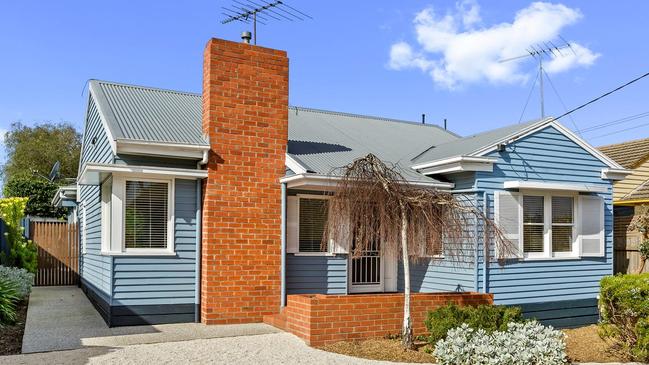 18 Torquay Road, Belmont, sold for $752,000.