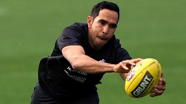 Eddie Betts in action at Carlton training. Picture: Sean Garnsworthy/AAP