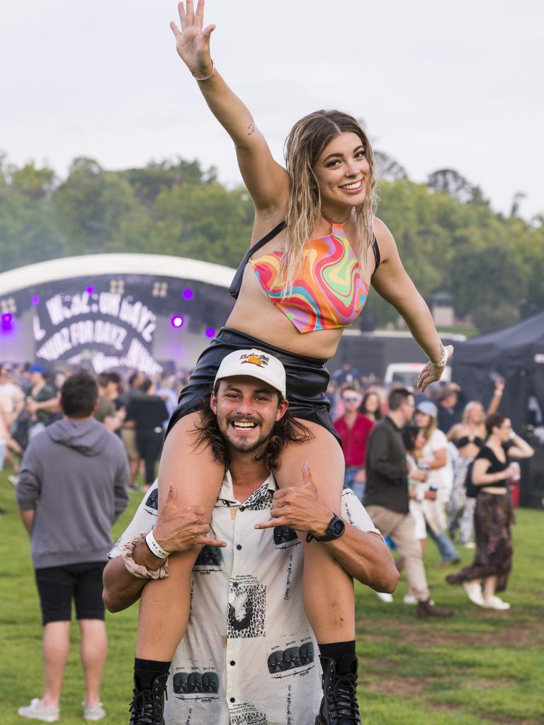 Zhane Dunlop and Rhiannon Brilley at The Backyard Series in Queens Park, Saturday, November 6, 2021. Picture: Kevin Farmer