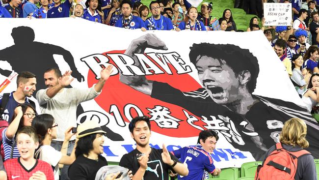 Japan soccer fans pay tribute to Shinji Kagawa.