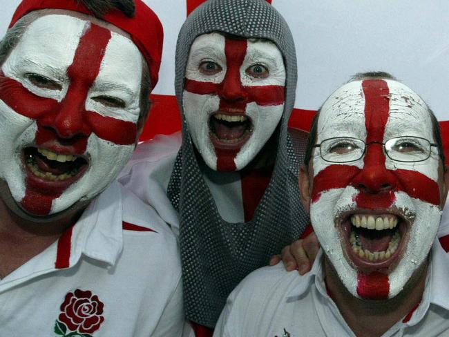 NOVEMBER 16, 2003 : English fans at Telstra Stadium in Sydney 16/11/03 during Rugby World Cup (RWC) semi final England v France. Pic Jeff Darmanin. Union / Fan