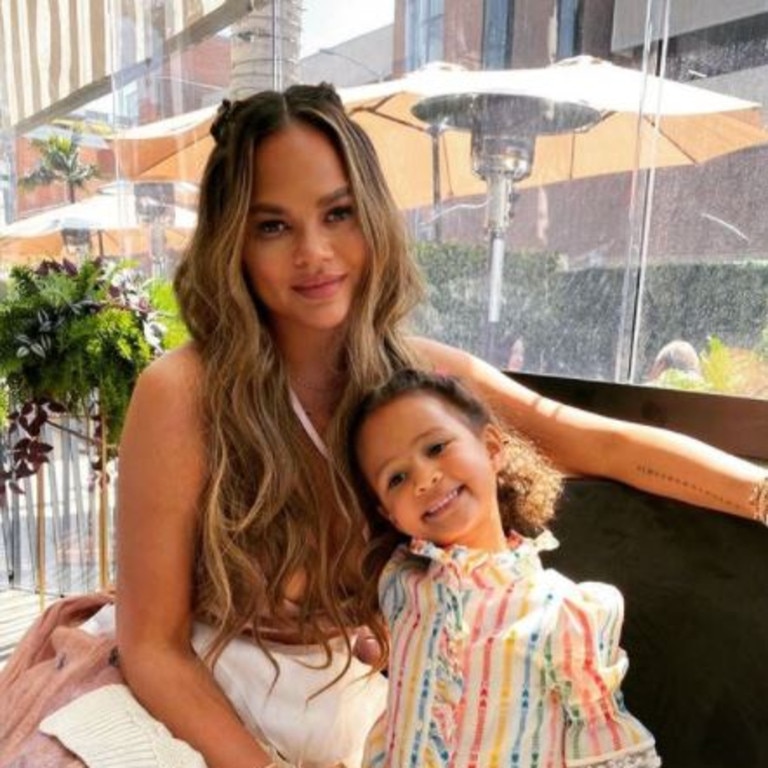 Chrissy Teigen’s daughter is named Luna.