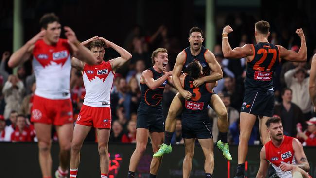 Agony for the Swans, ecstasy for the Giants. (Photo by Mark Kolbe/AFL Photos/via Getty Images)