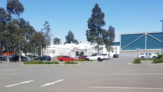 The existing nursery entrance at the Bunnings Warehouse on Castlereagh Rd will have a new awning under plans lodged Penrith Council.