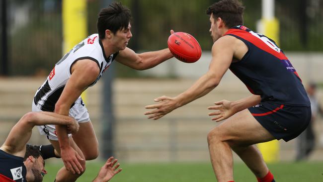 VFL: Oliver Henry in action for Collingwood. Picture: Stuart Milligan