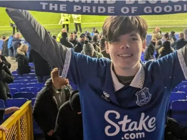 Fan flew 10,000 miles for derby called off by storm