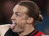 Crows up ante in Redman push with monster offer