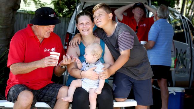 Bruce Corrie (left) who helped found Rosies Friends, meet members of the Wynnum community. Picture: Renae Droop