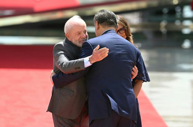 Brazil's Lula offered a warm welcome to Chinese leader Xi Jinping