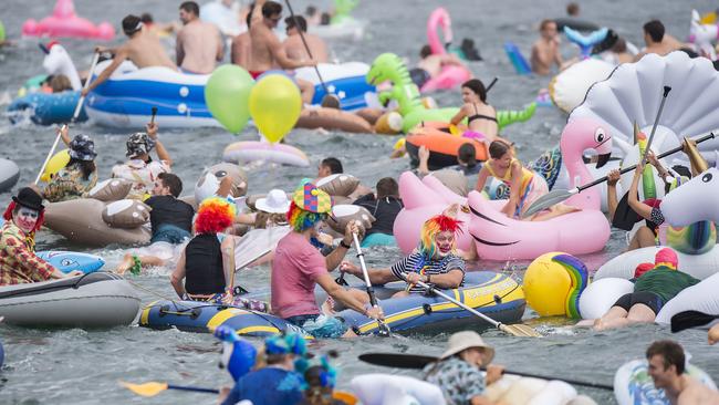 Some competitors were clowning around. (AAP IMAGE / Troy Snook)