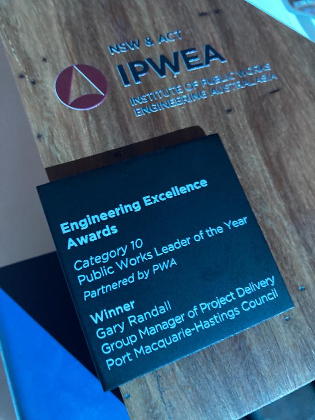 Gary Randall’s new IPWEA award, crediting him for six years of service to council’s project delivery team, including significant efforts in growing the team.