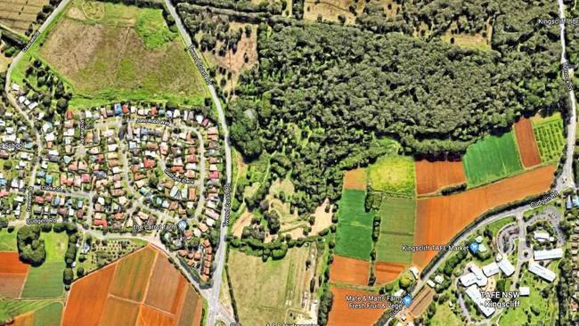 The distance between Kingscoast Estate (top left) and the Tweed Valley Hospital site (right). Picture: Rick Koenig