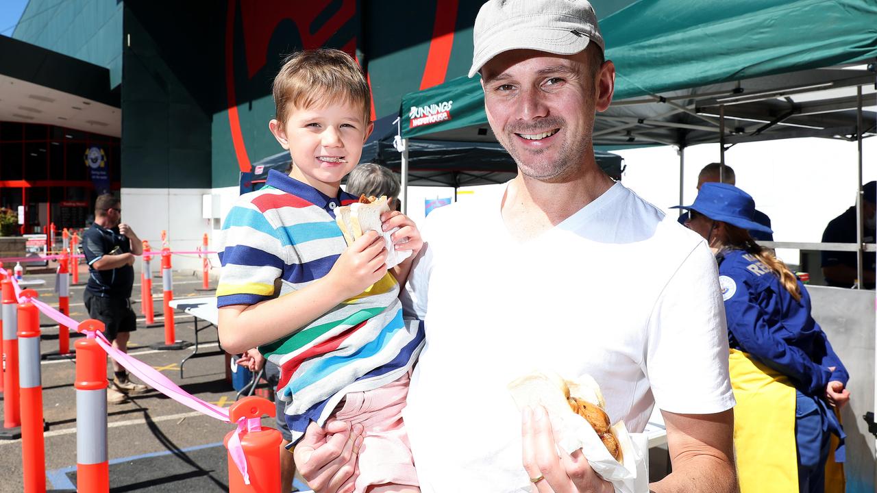 Retail reopening in Melbourne: Bunnings sausage sizzle back this ...