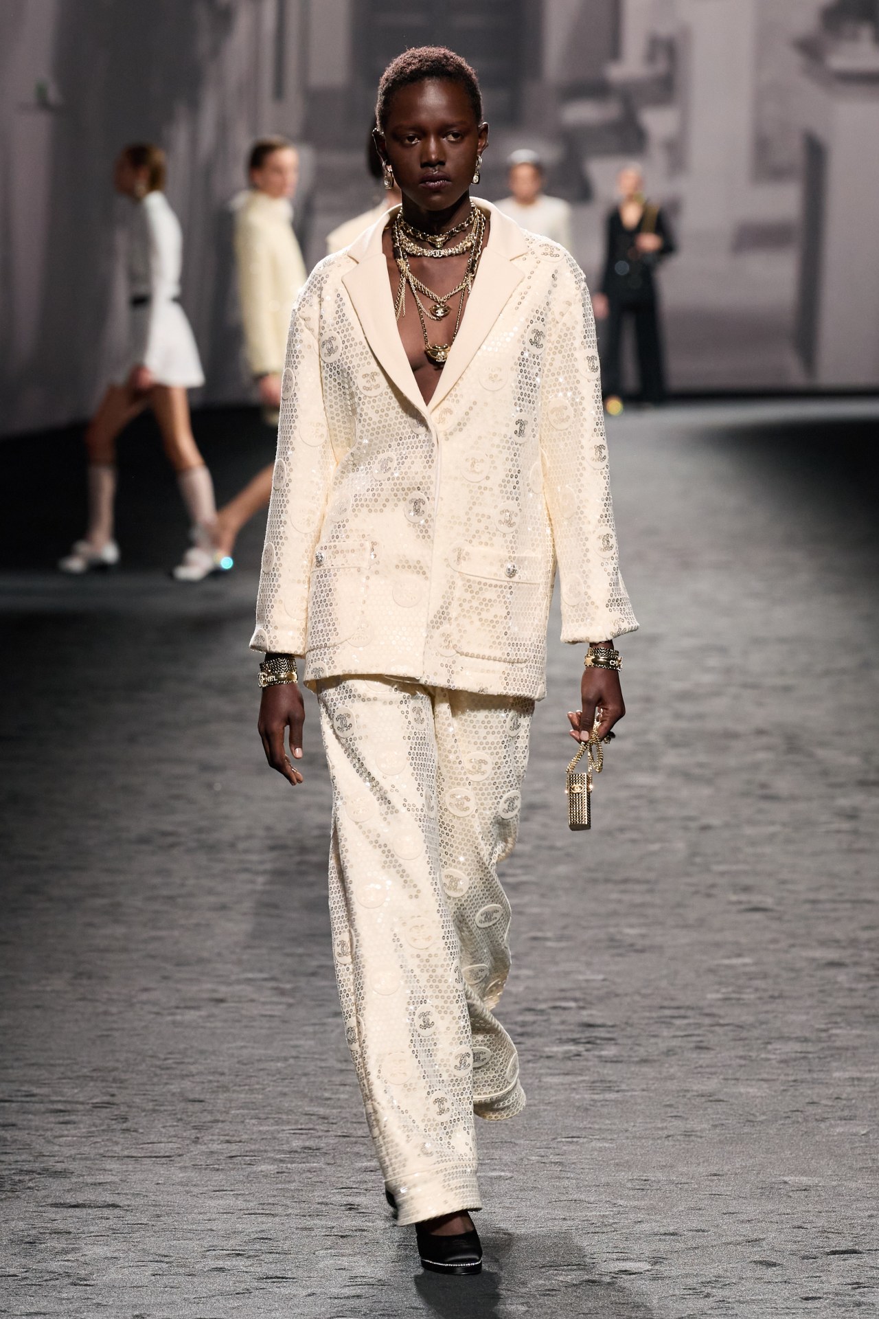 Chanel Spring/Summer 2023 Runway Review - Vogue Australia