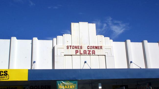 Stones Corner Plaza aka Penney’s Building, 2004. Picture: Drew Fitzgibbon.