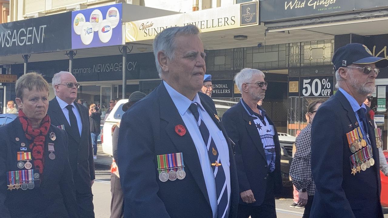 Mount Gambier Anzac Day 2022. The Mount Gambier Anzac Day march. Picture: Arj Ganesan