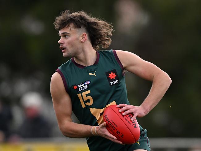 Tasmania’s Lachie Cowan shared the Morrish Medal as the best and fairest player in the 2022 NAB League Boys season. Picture Steve Bell/AFL Photos