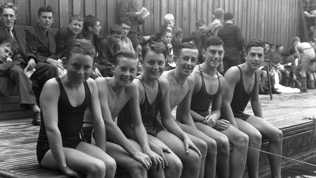 1944 Tasmanian Associated Public Schools (southern branch) swimming carnival. Pictured are the members of The Hutchins School’s victorious competitors from the composite teams race (one swimmer from each age group): L. Murphy, left, A. Harris, B. Foster, R. Stopp, G. Shiel and R. Brown. The venue for the carnival was Amateur House, also called the Hobart Tepid Baths, at 212 Collins St, which has since been redeveloped as offices and apartments. Photo from Box 695 of the Mercury Historical Archive