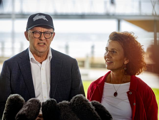 FRANKSTON, AUSTRALIA - NewsWire Photos, March 03, 2024. PM Anthony Albanese and MP Jodie Balyea during a press conference at Frankston Victoria. Picture: NCA NewsWire / Tamati Smith