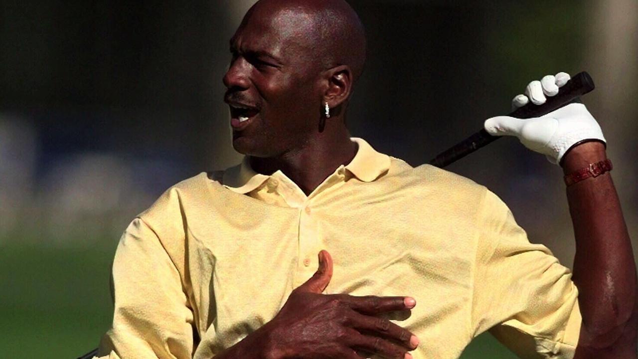 Michael jordan best sale yellow suit