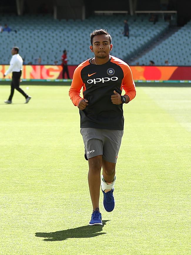 Prithvi Shaw testing out his ankle. Picture: Getty