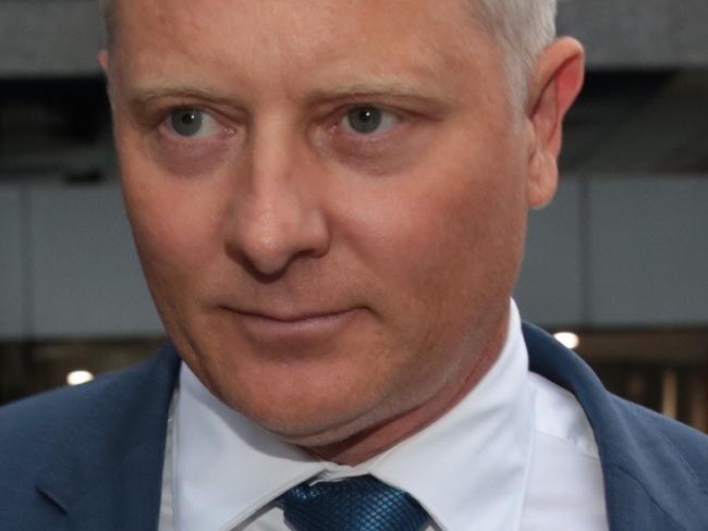 CEO and Senior Financial Advisor at Henderson Maxwell, Sam Henderson leaves the Federal Court, Melbourne, Tuesday, April 24, 2018. The financial services royal commission public hearing into financial advice continues in Melbourne. (AAP Image/Stefan Postles) NO ARCHIVING