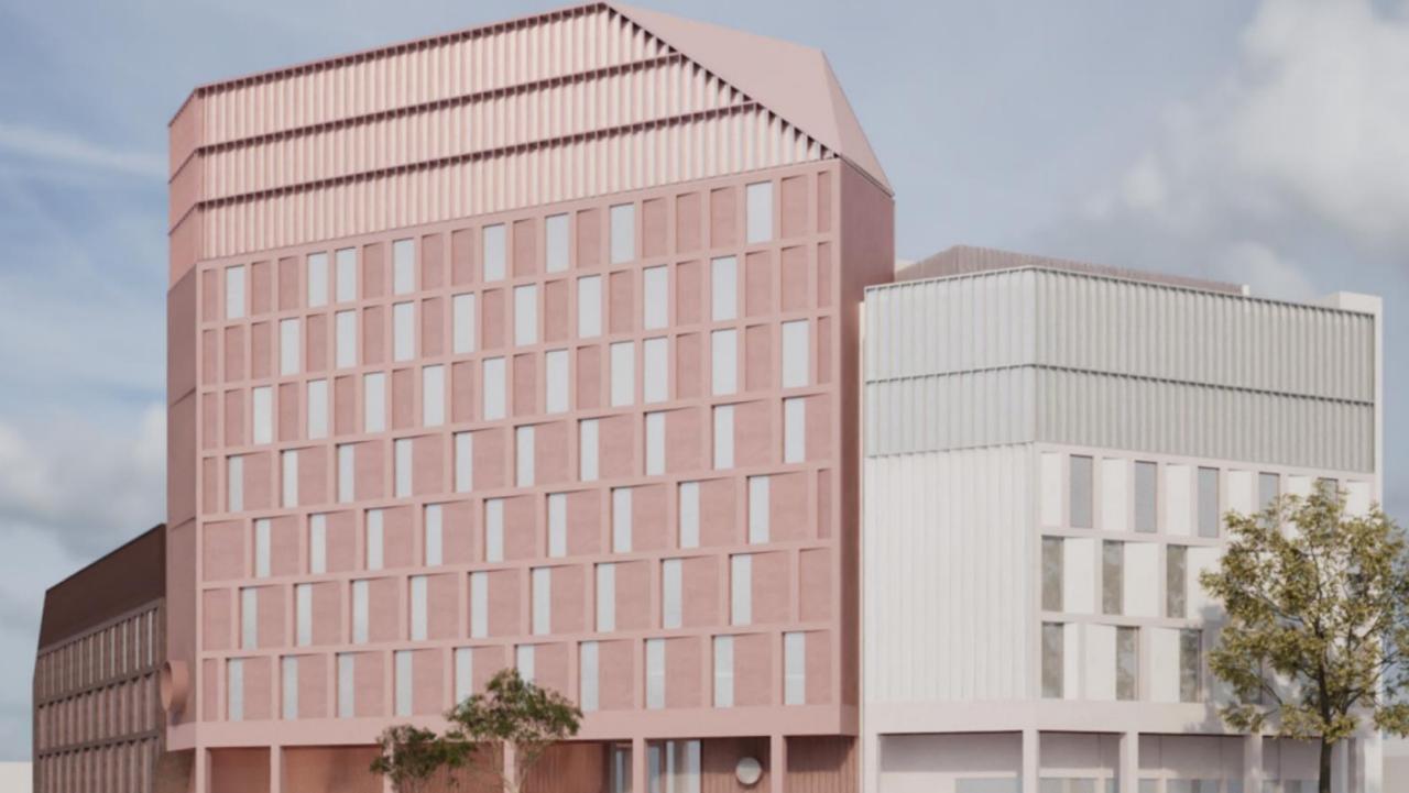 Fresh twist in $300m North Melbourne hospital stoush