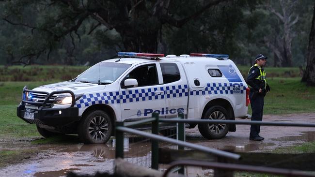 Police remain at the scene this morning. Picture: Simon Dallinger