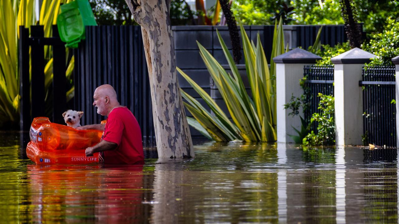 Queensland floods: More financial counselling for victims | Gold Coast ...