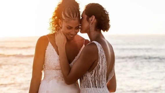 Candace Parker and wife Anna Petrakova celebrate. Photo: candaceparker.
