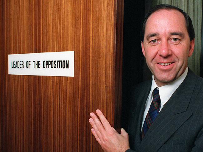 Remember 1995: Party elder warns LNP not to count its chickens