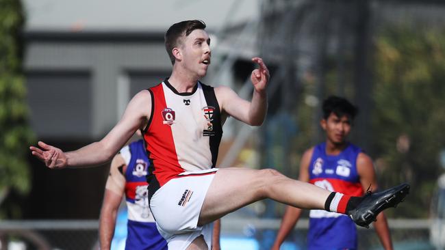 Saints' Jake O'Halloran in the AFL Cairns match between the Centrals Trinity Beach Bulldogs and the Cairns Saints, held at Crathern Park, Trinity Beach. PICTURE: BRENDAN RADKE