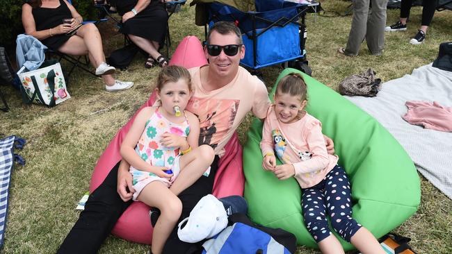 Hello Sunshine Music &amp; Food Festival. Joel Dunkley, Jenna and Amelia Picture: David Smith