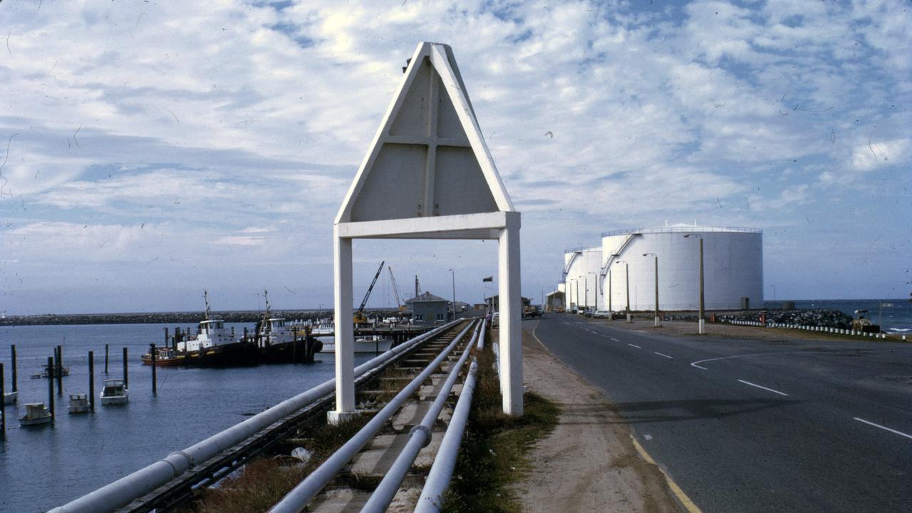 Mackay Harbour (1974). Picture: Queensland State Archives