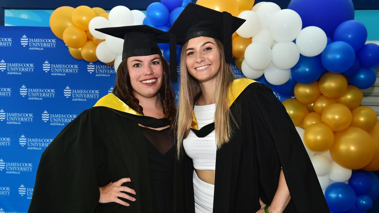 Mary Bennett and Taylor Patterson. JCU graduation ceremony for College of Public Health, Medical and Veterinary Sciences and College of Medicine and Dentistry. Picture: Shae Beplate.