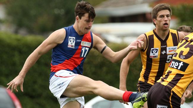 Lochlan Dickson in action for Coburg. Picture: Hamish Blair