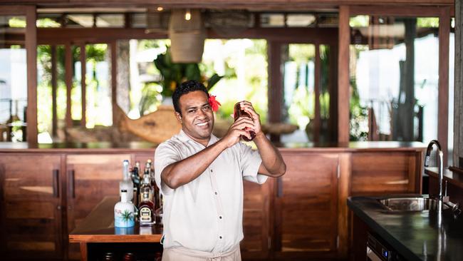 Cocktail hour at Kokomo Island Resort.