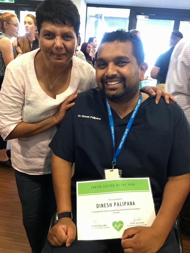 Dr Dinesh Palipana and his mum, Chithrani, with his 2018 Junior Doctor of the Year Award.