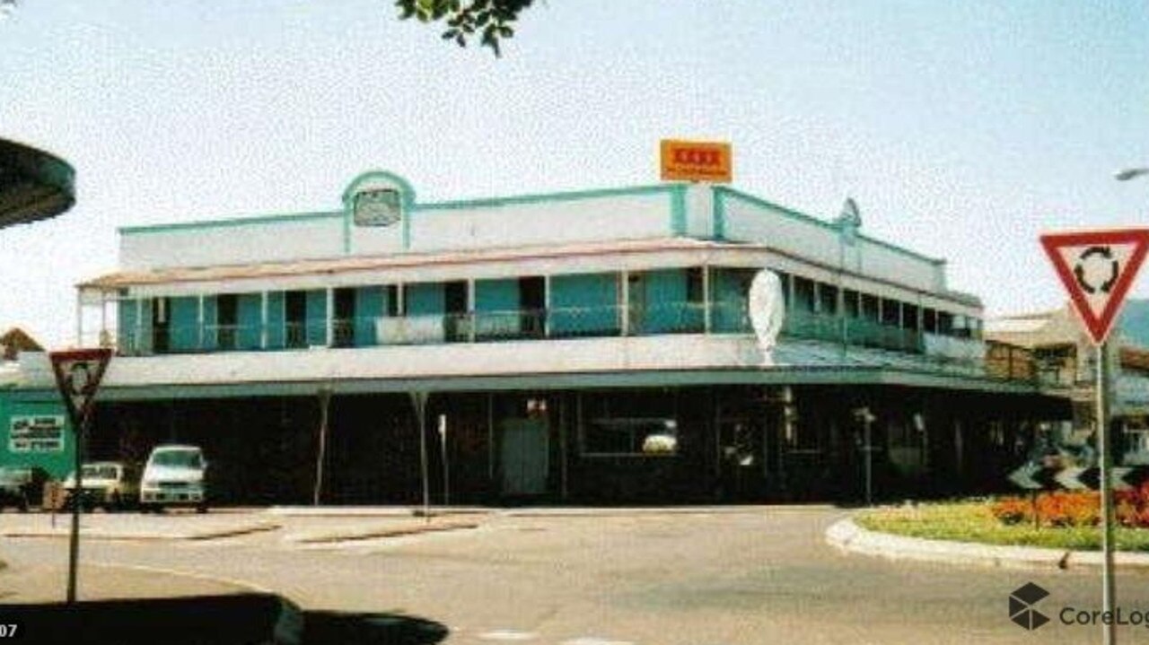 The Savoy Hotel in 2007 before the glass was boarded up.