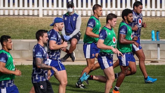 Getting clearance for the Warriors to fly to Australia and isolate in Tamworth was key in getting the NRL competition restarted and ensuring the competition lived up to its broadcast rights agreement. Picture: AAP Image/David Gray