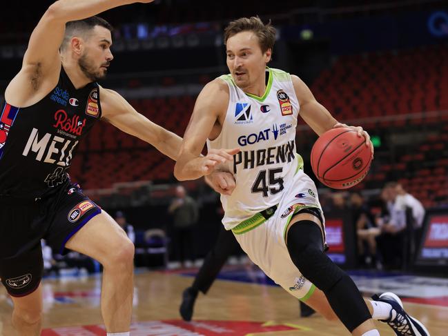 SYDNEY, AUSTRALIA - JUNE 11: Ryan Broekhoff of Phoenix drives to the basket during game one of the NBL Semi-Final Series between Melbourne United and the South East Melbourne Phoenix at Qudos Bank Arena, on June 11, 2021, in Sydney, Australia. (Photo by Mark Evans/Getty Images)