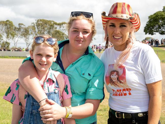 Emma Russell, Cheyanne Peterson and Melissa Houston. Meatstock Festival, Toowoomba showgrounds. April 2022