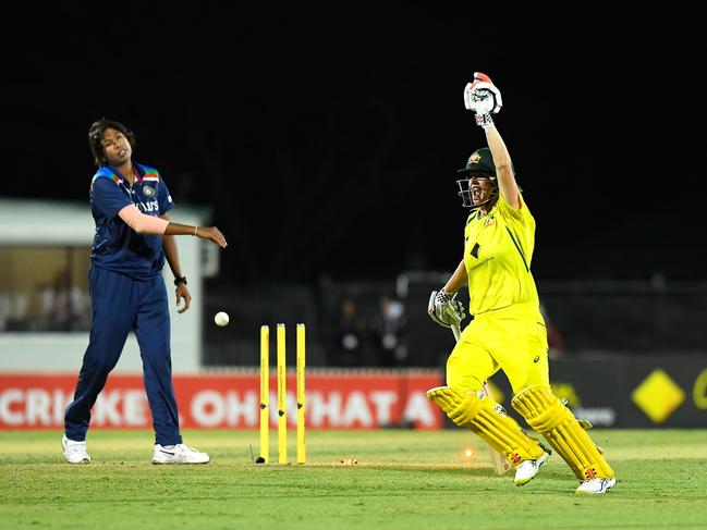 Beth Mooney celebrates her side’s thrilling 2021 ODI victory against India at Mackay’s Great Barrier Reef Arena