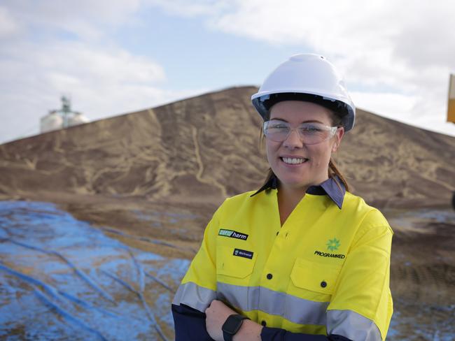 Aussies step up to help farmers amid labour shortage