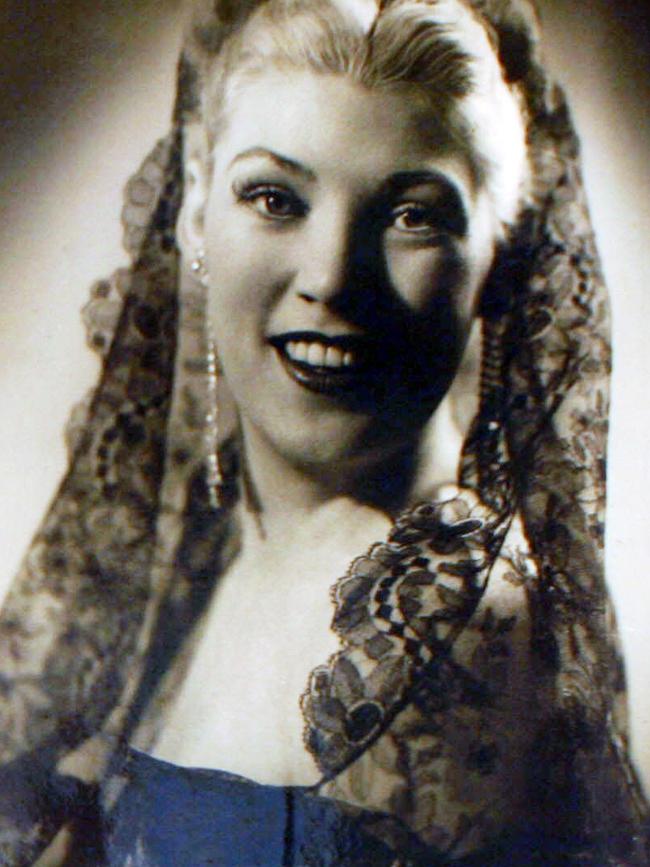 Actor and musician Doris Goddard in 1953 photo in Spain.