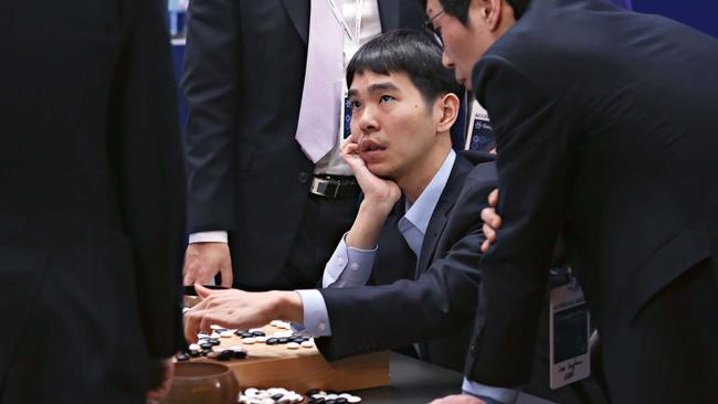 Google unveils 'superhuman' AI AlphaGo Zero - CBR